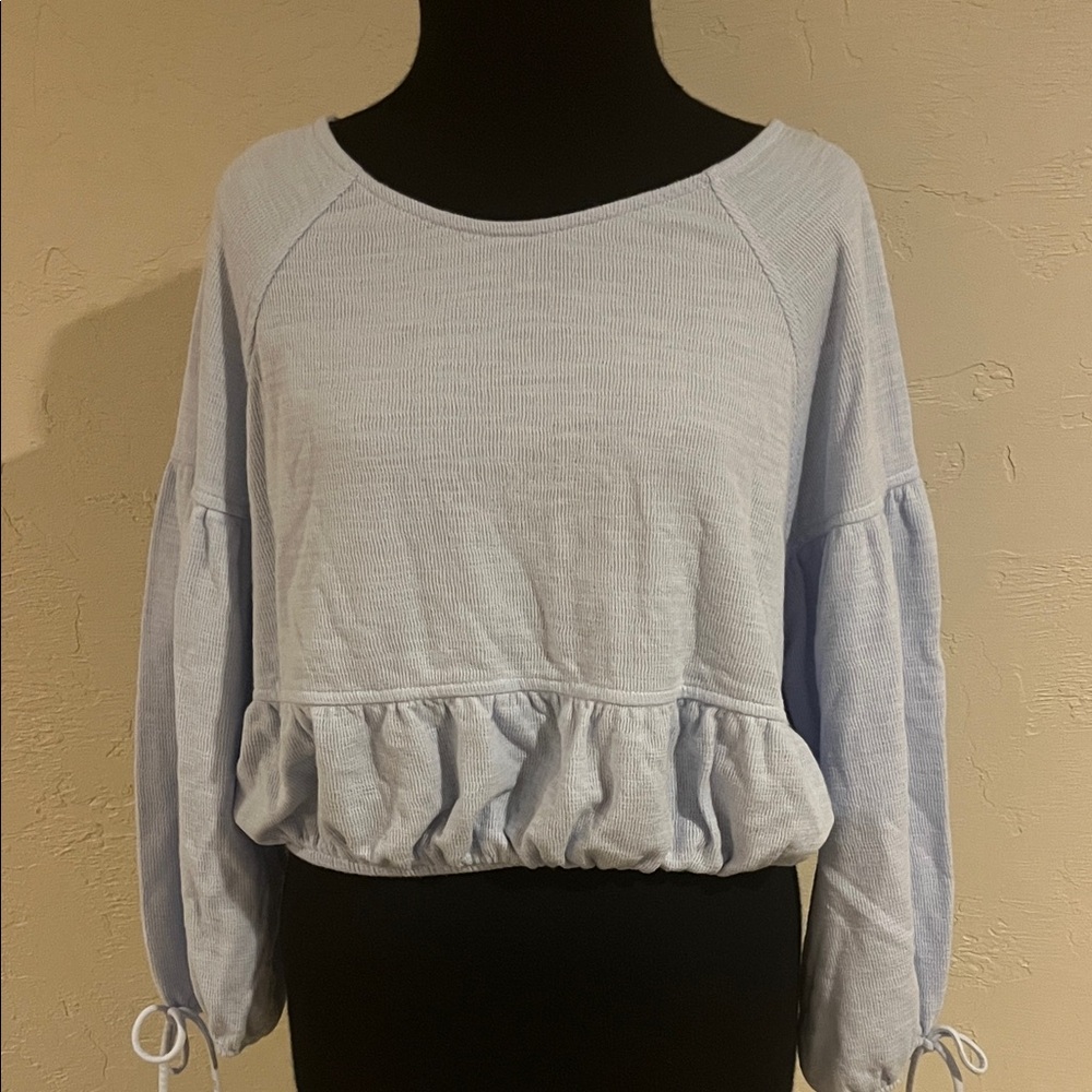 NWT  Aerie Light Blue Endless Summer Off-the-Shoulder Sweater and short set M